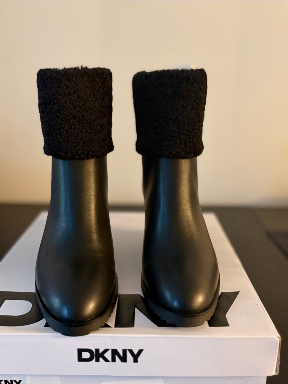 Dkny Black Leather Ankle Boots with Faux-Shearling Cuff